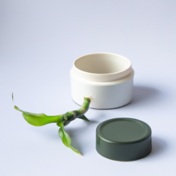 cosmetic jar with bamboo lid